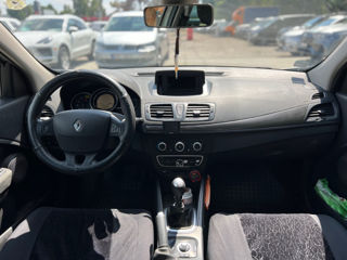 Renault Megane foto 18