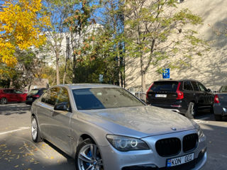 BMW 7 Series foto 2