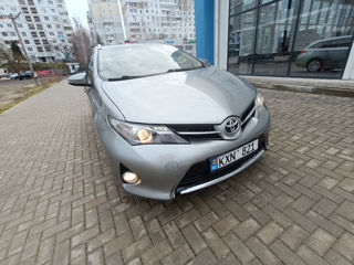 Toyota Auris foto 2