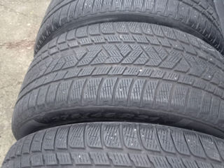 275 45 R21 Pirelli de iarna