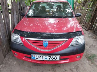 Dacia Logan foto 2