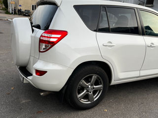 Toyota Rav 4 foto 3