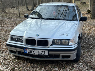 BMW 3 Series foto 2