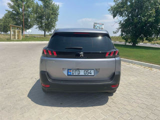 Peugeot 5008 foto 4