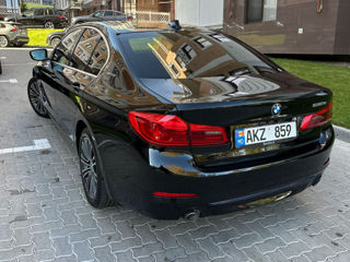 BMW 5 Series foto 4