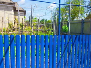 Gard din teava  profilata zincata.Забор из оцинкованного профиля. foto 19