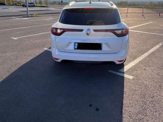 Renault Megane foto 2