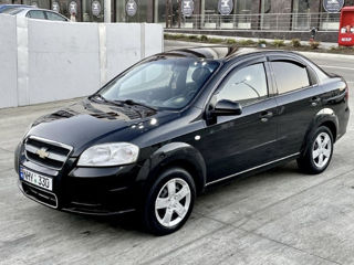 Chevrolet Aveo foto 1