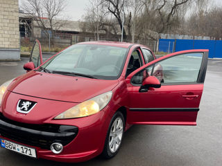 Peugeot 207 foto 5