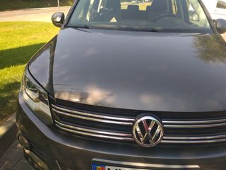 Volkswagen Caravelle foto 1