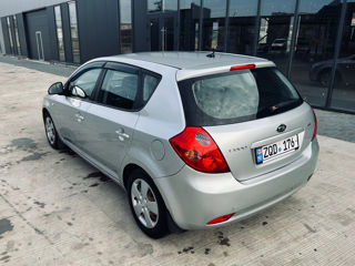 KIA Ceed foto 4