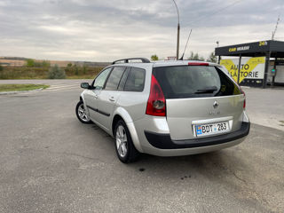 Renault Megane foto 4