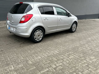 Opel Corsa foto 3