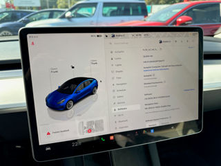 Tesla Model 3 foto 13