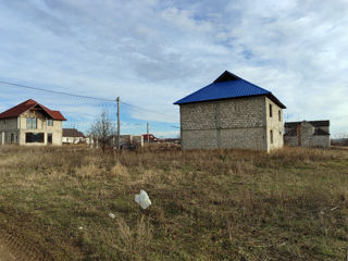 Lot de teren cu casă nefinisată la 10 km de Chișinău foto 4