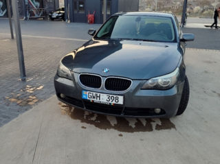 BMW 5 Series foto 1