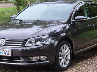 Volkswagen Passat foto 4