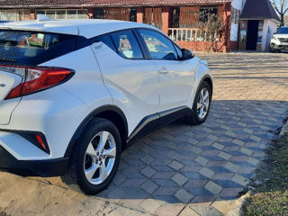 Toyota C-HR foto 5