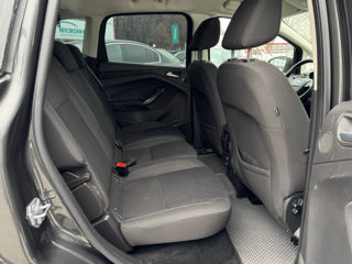 Ford C-Max foto 16