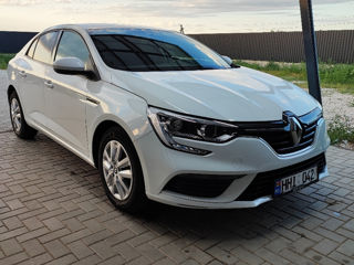 Renault Megane foto 1