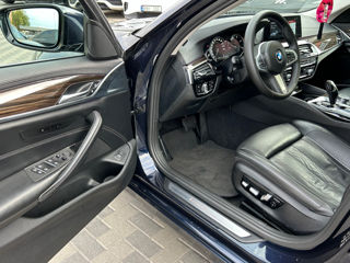 BMW 5 Series foto 7