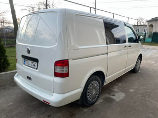 Volkswagen T5 foto 4