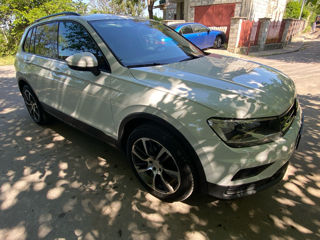 Volkswagen Tiguan foto 2