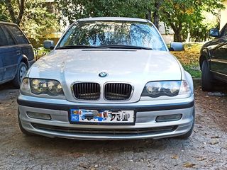 BMW 3 Series foto 2