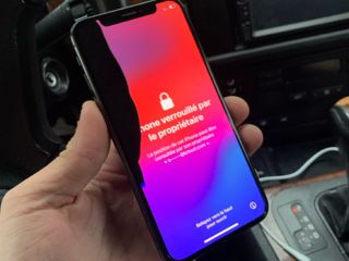 iPhone XS blocat