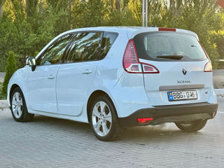Renault Scenic фото 2