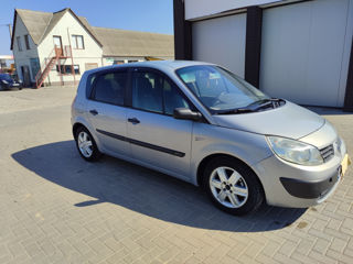 Renault Scenic foto 2