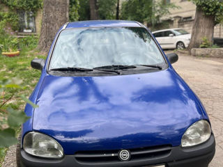 Opel Corsa foto 3