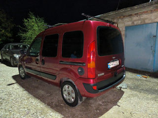 Renault Kangoo foto 13