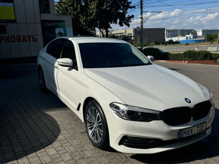 BMW 5 Series foto 2