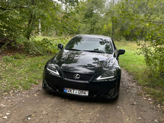 Lexus IS Series