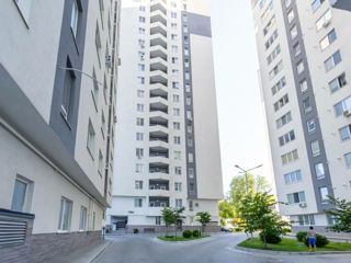 Apartament cu 2 camere, 78 m², Botanica, Chișinău