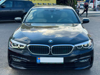 BMW 5 Series foto 3