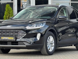 Ford Kuga foto 1