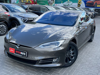 Tesla Model S foto 3