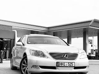 Lexus LS Series foto 3