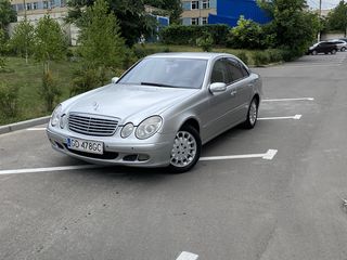 Mercedes E Class foto 4