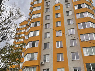 Apartament cu 3 camere, 101 m², Râșcani, Chișinău foto 3