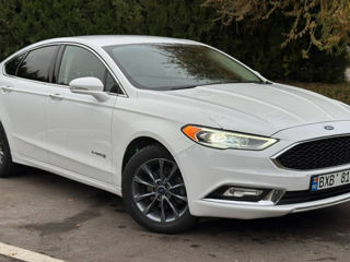 Ford Fusion foto 3