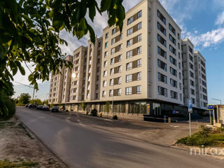 Apartament cu 3 camere, 75 m², Buiucani, Chișinău foto 3