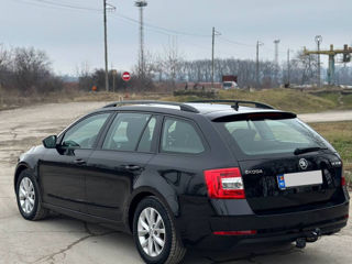 Skoda Octavia foto 4