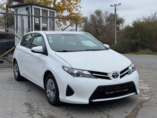 Toyota Auris foto 2