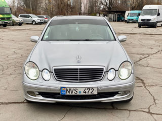 Mercedes E-Class foto 3