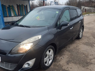 Renault Grand Scenic foto 6