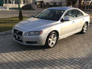 Volvo S80 foto 1