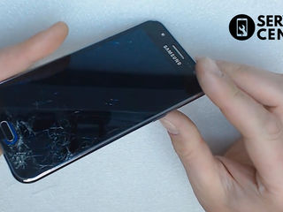 Samsung Galaxy J5 (J500) Ecranul de a crapat – vino la noi imediat! foto 1
